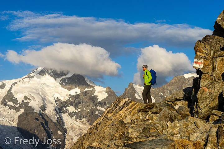 Unterwegs zum Munt Pers, hinten Piz Bernina, Engadin